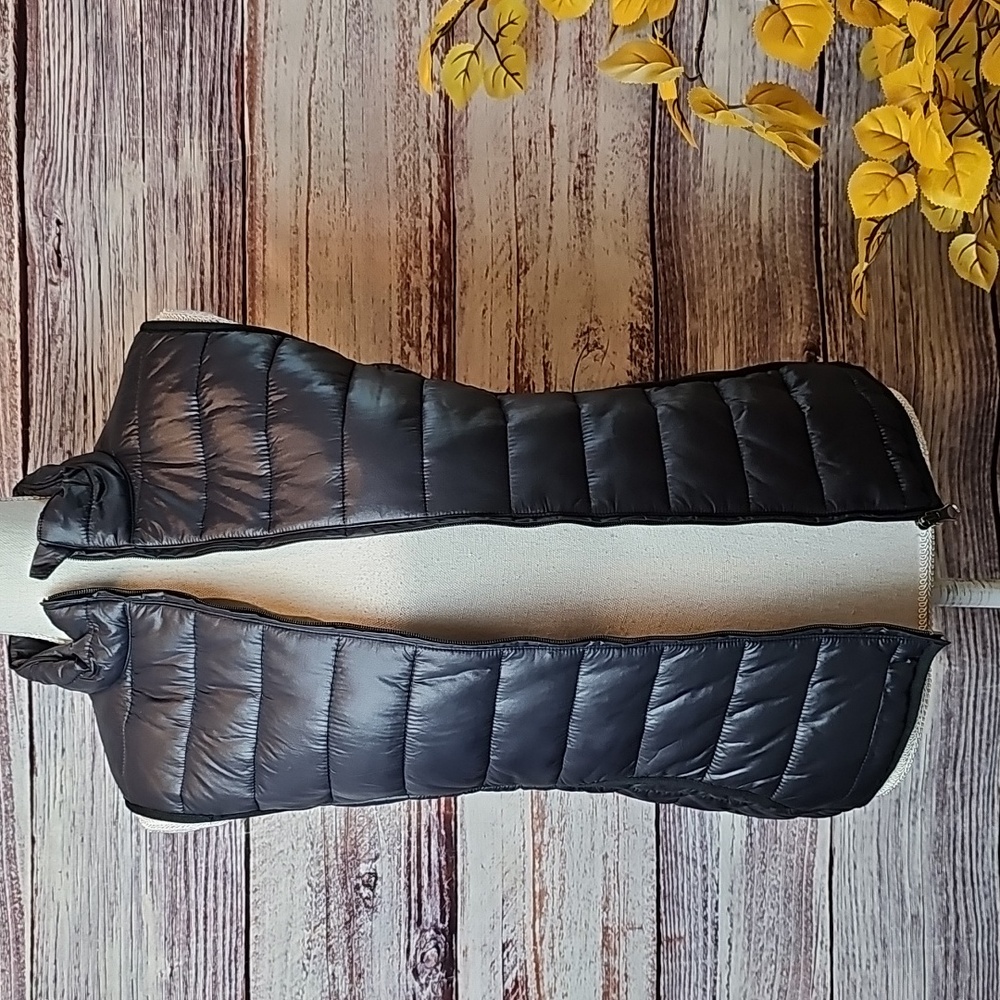 NEW BLACK POLAR EDGE NYLON SLEEVELESS PUFFER VEST - Picture 3 of 12